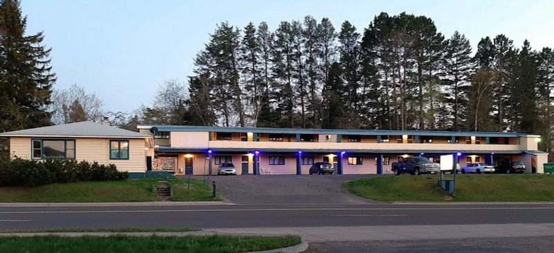 Love Hotels Timberline By OYO Lake Superior (Blue Cloud Motel) - From Web Listing